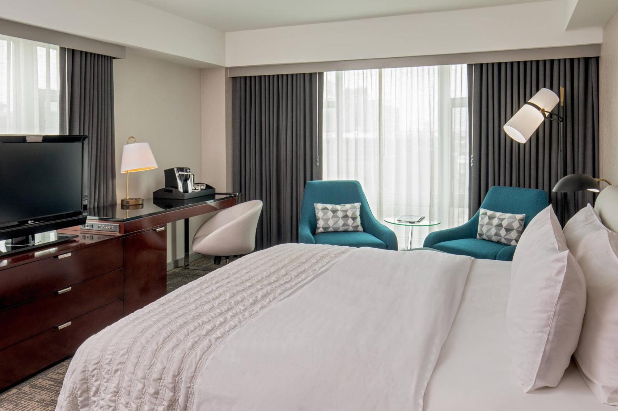 Le Meridien Boston Кеймбридж Екстериор снимка