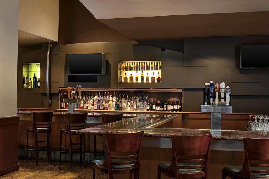 Le Meridien Boston Кеймбридж Екстериор снимка